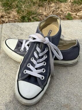 Converse All Star Low Top Sneakers Dark Gray Men's 5 Women’s 7 Unisex